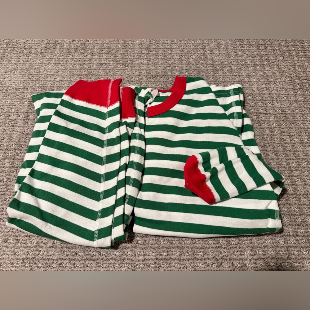 Hanna Andersson Green and White Striped Family Pajama Set- MEN - Picture 3 of 3